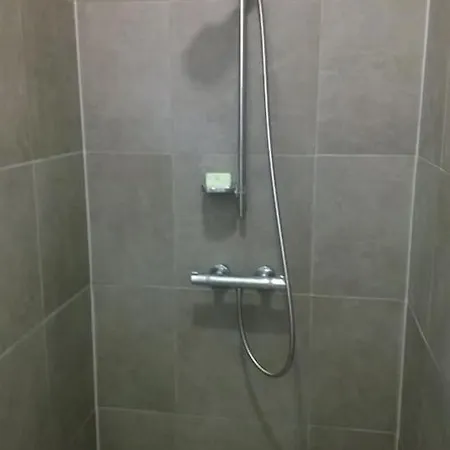 Central 2bedrooms Apt Near Bus/railway Station Apartmán *