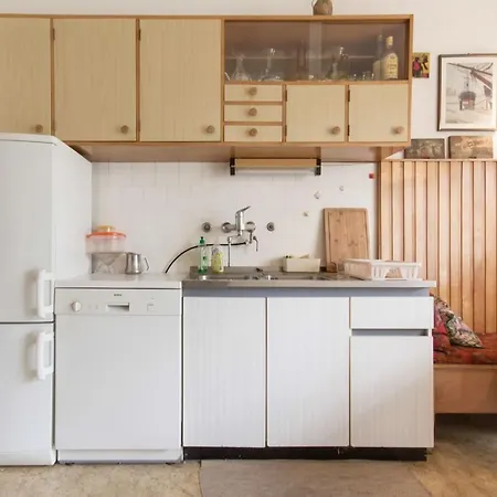 Central 2bedrooms Apt Near Bus/railway Station Apartmán *